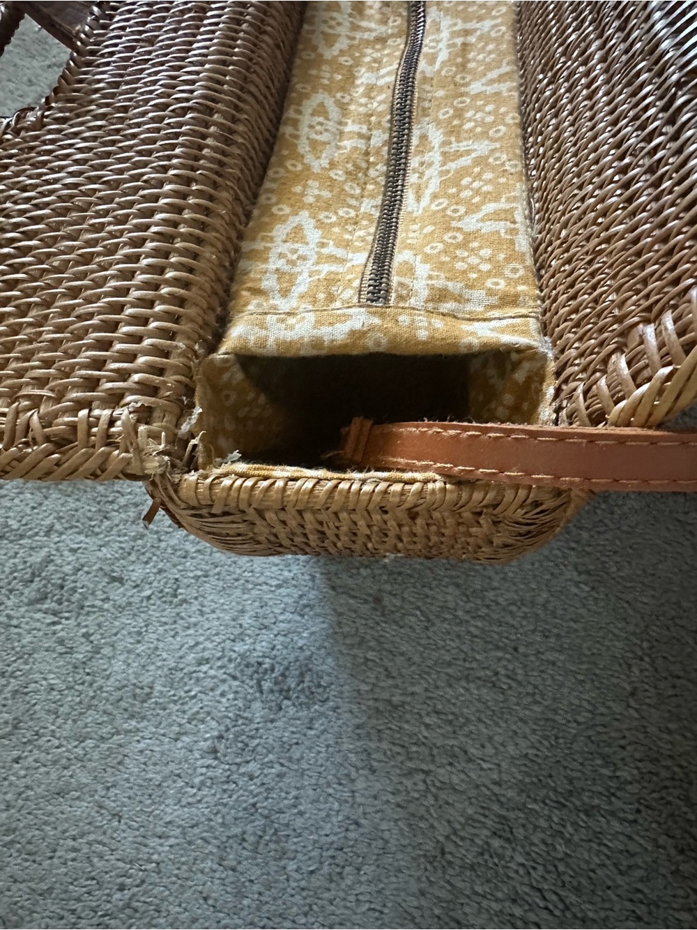 Anthropologie Rattan Woven Crossbody Bag in Tan/Brown Natural Lightweight - Picture 12 of 16